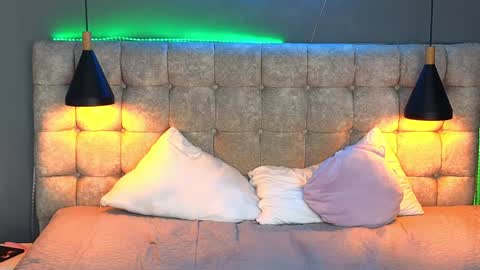    online show from 16, 1, 2025