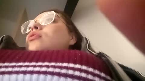 Snapshot of laia_hadid chatting on 10, 10, 2025 laia_hadid online show from 10, 10, 2025