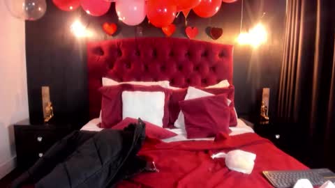 Laia  online show from 16, 2, 2026