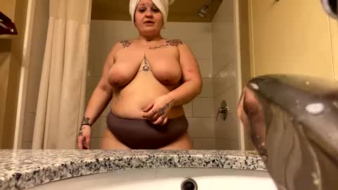 lalaaacx3 online show from 21, 2, 2025