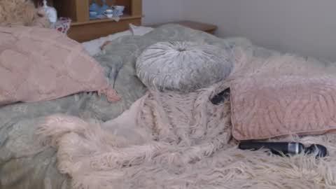 Naomi Rose online show from 5, 2, 2025