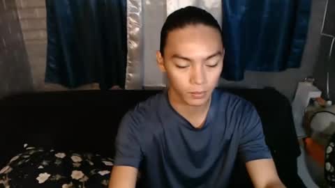 lalakinghugecock_2 online show from 6, 1, 2025