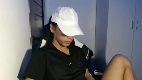 lalakinghugecock_2 online show from 11, 9, 2025