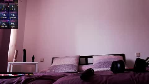 Lola online show from 5, 7, 2026