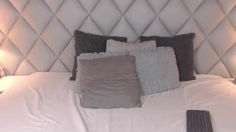 Snapshot of lalycastro chatting on 29, 1, 2025 Laly Castro online show from 29, 1, 2025