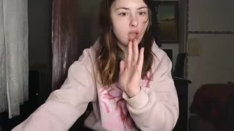 Snapshot of lama111111mama chatting on 15, 1, 2026 I work 5PM to 9 PM EST New York online show from 15, 1, 2026