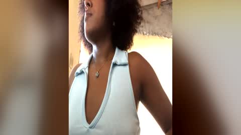 Snapshot of lamorenita1001 chatting on 12, 6, 2026 Aisha online show from 12, 6, 2026