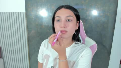 Lana online show from 5, 2, 2026