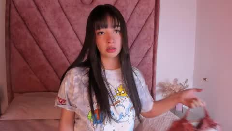 Lana online show from 8, 4, 2026