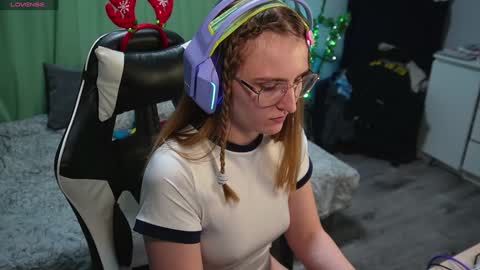 Kay online show from 6, 12, 2024