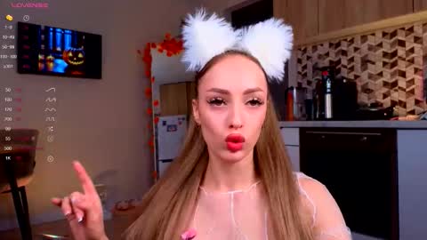 Milana online show from 24, 10, 2025