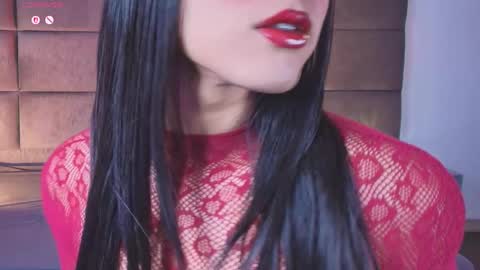 valentino moon online show from 2, 6, 2026