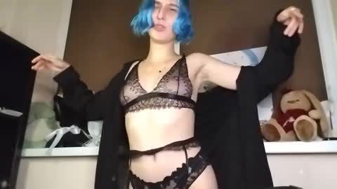 lana_tews online show from 1, 10, 2025