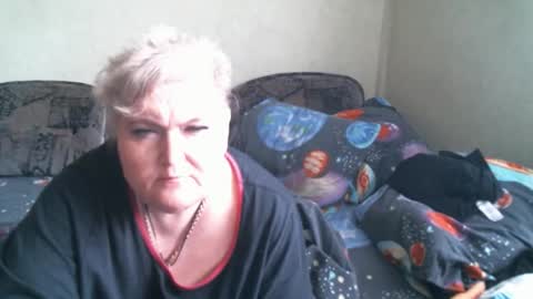 lanacat555 online show from 18, 4, 2026