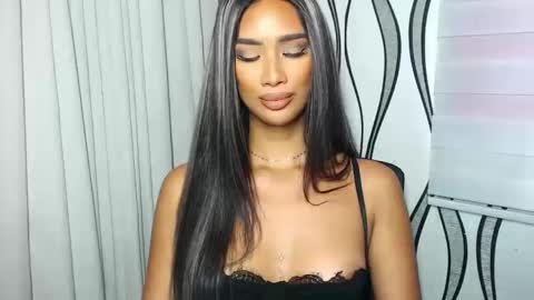 Snapshot of lanadel_hilton chatting on 2, 1, 2025 Lana online show from 2, 1, 2025