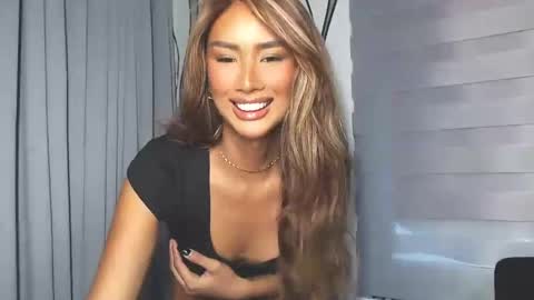 Snapshot of lanadel_hilton chatting on 3, 2, 2025 Lana online show from 3, 2, 2025