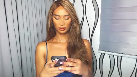 Snapshot of lanadel_hilton chatting on 4, 2, 2025 Lana online show from 4, 2, 2025