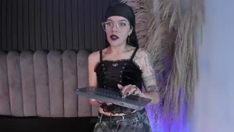 Lana online show from 10, 7, 2026