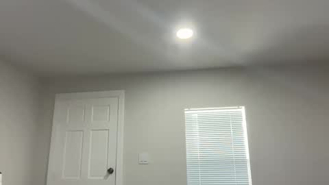 lanademira online show from 5, 3, 2026