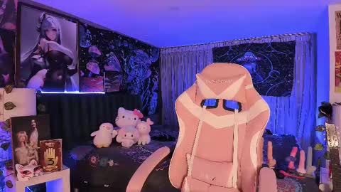 L A N A  online show from 6, 3, 2025