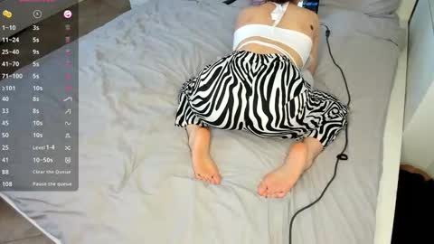 Lana online show from 10, 2, 2025