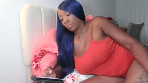 Snapshot of lanalava chatting on 17, 11, 2025 Lana Lava online show from 17, 11, 2025