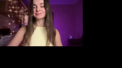 Snapshot of lanaloulou chatting on 15, 12, 2024 Lana online show from 15, 12, 2024