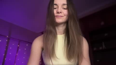 Snapshot of lanaloulou chatting on 31, 12, 2024 Lana online show from 31, 12, 2024