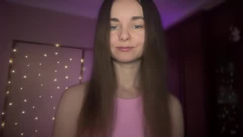 Snapshot of lanaloulou chatting on 4, 1, 2025 Lana online show from 4, 1, 2025