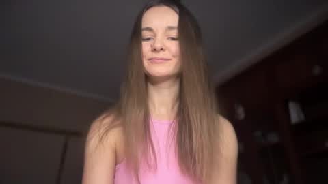 Snapshot of lanaloulou chatting on 6, 1, 2025 Lana online show from 6, 1, 2025