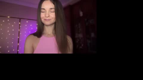 Snapshot of lanaloulou chatting on 2, 2, 2025 Lana online show from 2, 2, 2025