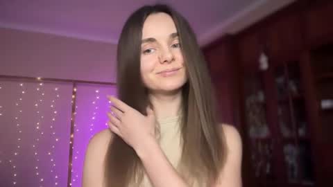 Snapshot of lanaloulou chatting on 24, 2, 2025 Lana online show from 24, 2, 2025