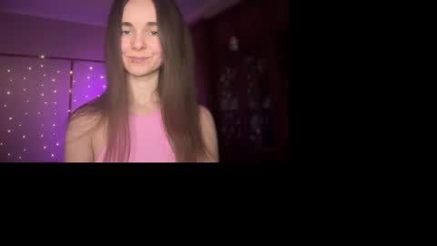 Snapshot of lanaloulou chatting on 26, 2, 2025 Lana online show from 26, 2, 2025
