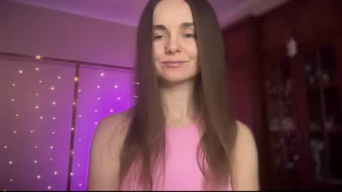 Snapshot of lanaloulou chatting on 1, 3, 2025 Lana online show from 1, 3, 2025