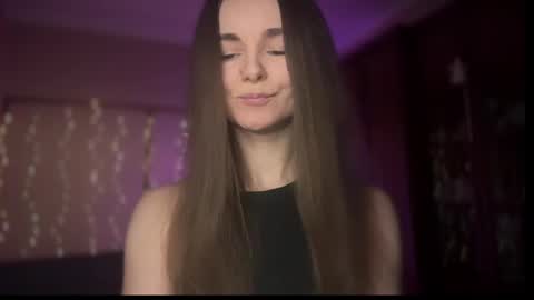 Snapshot of lanaloulou chatting on 12, 3, 2025 Lana online show from 12, 3, 2025