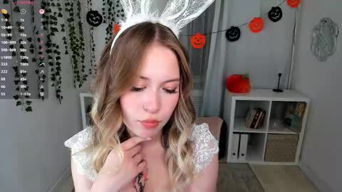 Lana online show from 31, 10, 2025