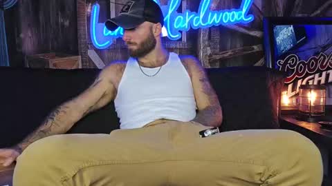 Snapshot of lancehardwood222 chatting on 22, 9, 2025 LANCE online show from 22, 9, 2025