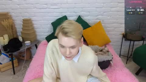 Snapshot of landel_boy chatting on 22, 2, 2025 Lanny online show from 22, 2, 2025