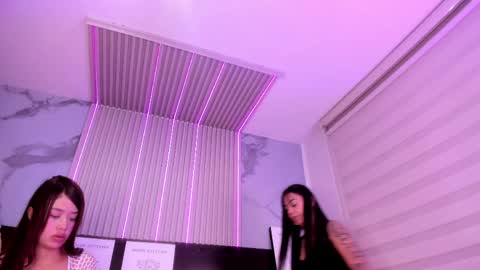 lanna_as online show from 11, 4, 2026