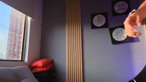 la paisita  online show from 31, 12, 2024