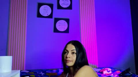 la paisita  online show from 25, 1, 2025