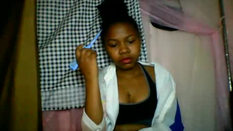 lara_belle online show from 15, 7, 2026
