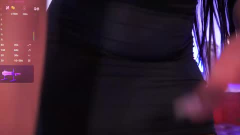 Hello Guys I am Lara Giraldo  WELCOME To my room online show from 9, 2, 2026