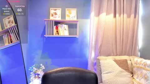 Snapshot of lara_martin chatting on 18, 7, 2026 700 200 online show from 18, 7, 2026