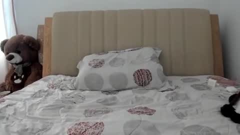 lara online show from 5, 11, 2025