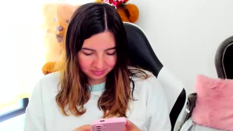 Lara online show from 22, 4, 2026