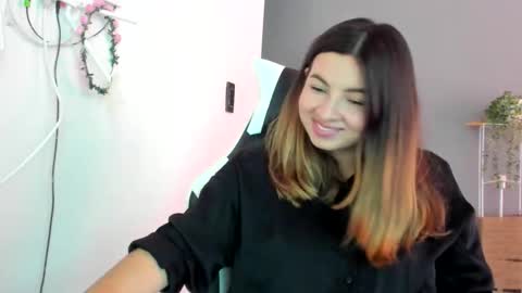 Lara online show from 26, 5, 2026