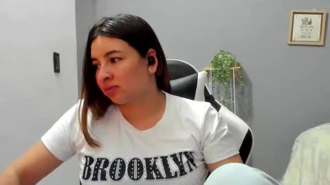 Lara online show from 27, 5, 2026