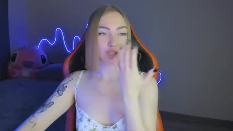 LaraKrein lk online show from 6, 11, 2025