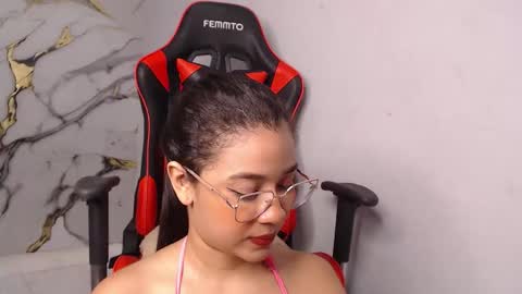 laralmanza online show from 9, 3, 2026